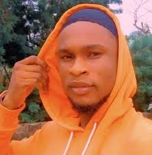 Nhuong Bui's Instagram, Twitter & Facebook