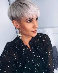 Přečtěte si články k tématu účes 2020. Top 7 Trendove Ucesy 2019 2020 Modne Nove Ucesy Trendy Fotografie