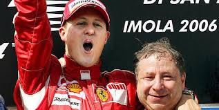 L'ancien patron de l'écurie ferrari, proche de la famille du champion, n'a apporté que peu d'éléments sur son état de santé. Michael Schumacher Ex Ferrari Boss Jean Todt Besucht Schumi Kolner Stadt Anzeiger