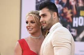 Britney spears' dad jamie spears requests to step down as conservator. Lmdzgpznrufncm