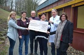 4 adressen zu klinikum oberberg in gummersbach mit telefonnummer, öffnungszeiten und bewertung gefunden. Klinikum Oberberg Mitarbeiter Spenden Fur Kinder Gummersbach Nachrichten