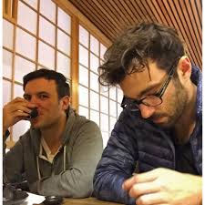 Alejandro de la madrid, is a mexican actor. Alex De La Madrid Revela Como Ha Salido Adelante Tras La Tragica Muerte De Su Novio Famosos Univision