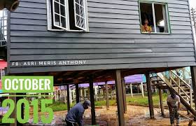 Dihalaman ini anda akan melihat gambar rumah tingkat lantai kayu yang ! Rumah Kampung Je Pun Tapi Saat Masuk Lihat Isi Dalamnya Memang Di Luar Jangkaan Soya Lemon