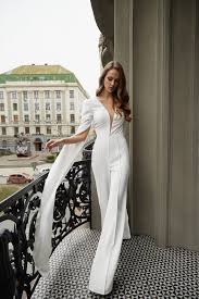 Zwischen tüll und tränen auf vox. Anactacia Berlin Brautmoden Standesamtoutfits Brautjumpsuits Brauthosenanzuge Anactacia Berlin Brautmoden Brautkleider Hochzeitskleider Standesamtkleider Abendkleider