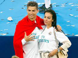 She is better known as the lover of portuguese professional footballer, cristiano ronaldo. Bild Zu Verlasst Cristiano Ronaldo Real Madrid Nach Cl Sieg 2018 Bild 1 Von 1 Faz