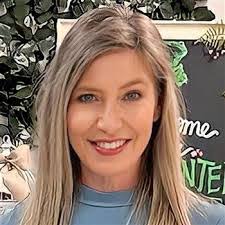 Brandi Sweatt's Instagram, Twitter & Facebook