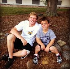 Logan Paul Evan Eckenrode This Was When They Met In The Dwarf Olympics Logan Jake Paul Logan Paul Kong Logan Paul