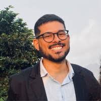 300+ perfis com “Mansur”