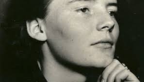 Edward Steichen: In High Fashion, the Condé Nast Years, 1923-1937