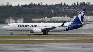 Besoin de contacter le service client blue air romania pour réserver un billet d'avion pas cher ou obtenir une assistance lors de l'enregistrement en voici alors toutes les coordonnées de contact (numéro de téléphone, mail et adresse) dont vous avez besoin pour joindre le service client blue air. Blue Air ZboarÄ Azi Cu Primul Boeing 737 8 Max Din Romania