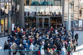 Последние твиты от primark (@primark). Primark Offnet In Wuppertal Die Turen