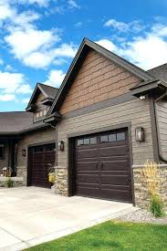Best Exterior Paint For Wood Siding Awesome Exterior Siding Colors Grey Vinyl Siding Houses Exte House Paint Exterior Craftsman Exterior Exterior Siding Colors