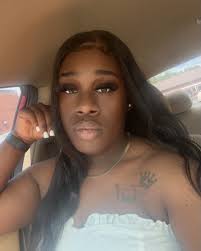 Happy Birthday to the Best Sister in the world Bianca Warren ! I couldn't  ask GOD for a better big Sister, Bestie, Counselor, Personal Closet(i stay  stealing clothes) K Drama watcher, just