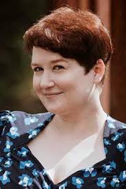 Elizabeth Coy's Instagram, Twitter & Facebook