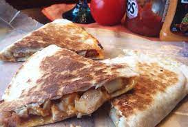 Taco Bell Chicken Quesadilla Recipe With Creamy Chipotle Sauce