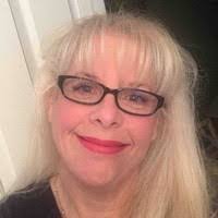 Mindy Leon's Instagram, Twitter & Facebook