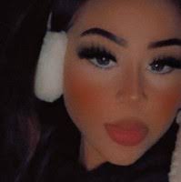 Melanie Higham's Instagram, Twitter & Facebook