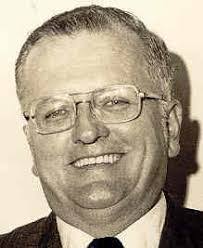 Leonard Hummel's Instagram, Twitter & Facebook