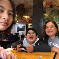 What are some good keto coffee and snack options?