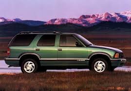 Chevrolet S-10 Blazer 4-door specs ...