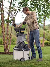 Earthwise Combo Electric Chipper Shredder Gardeners Com Wood Chipper Landscaping Supplies Garden Supplies