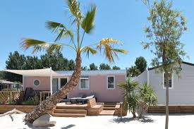 Camping Sudfrankreich 5 Sterne Camping Mit Mobilheim Meer Pool Reiseblog Travel On Toast Camping Frankreich Camping Sudfrankreich Luxus Camping