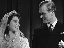 „cu profundă tristeţe majestatea sa regina anunţă decesul iubitului său soţ, alteţa sa regală prinţul philip, duce de edinburgh. Povestea De Dragoste AdevÄƒratÄƒ Dintre Regina Elisabeta È™i PrinÈ›ul Philip Romania Libera