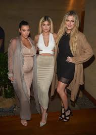 Khloe Kardashian And Kylie Jenner Reportedly Expecting Babies Around The Same Time Source Says Teen Vogue