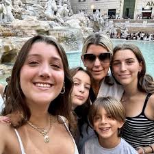 The 5 best places in Italy to buy Italian hand-painted ceramics