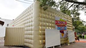 Travelling cinema brings multiplex ...