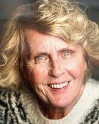 Diane Stansberry's Instagram, Twitter & Facebook