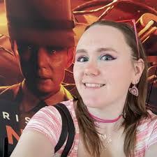 Amber Wix's Instagram, Twitter & Facebook