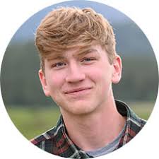 Fathom Awards Twenty Scholarships for the Fall 2022 Semester!