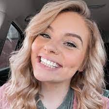 Sabrina Hepler's Instagram, Twitter & Facebook