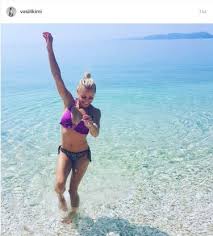 Οι παρενέργειες μετά το εμβόλιο κατά του κορωνοϊού 22.06.21 , 09:55 γλυκά νερά: To Se3i Proswpo Ths Basilikhs Milloysh H Apopsh