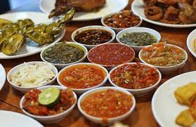 Warung pecak duren kranggan, setu, tangerang. Sambal Matang Vs Sambal Mentah Enakan Yang Mana Ya Pergikuliner Com