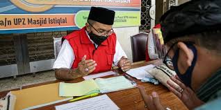 Ramadan yang mulia sudah tiba dan seperti yang difardhukan ke atas setiap umat islam, membayar zakat adalah salah satu cara bagi umat islam untuk menyucikan harta dan ia juga merupakan suatu bentuk sedekah yang dituntut dalam rukun islam yang kelima. Foto Masjid Istiqlal Buka Layanan Pembayaran Zakat Fitrah Merdeka Com