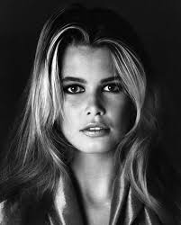 Jane Seymour: Stunning Photos of the Gorgeous Hollywood Icon  https://www.historydefined.net/jane-seymour-photos/