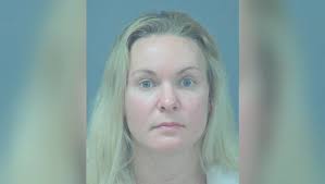 $100,000 cash bond set for Chippewa Falls woman accused of stabbing her  husband