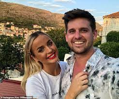 Book alex williamson at entertainment bureau for corporate and special events. Alex Shooter Williamson Gets Bottled At Goulburn Show Before Sculling Beer He Was Hit With Daily Mail Online