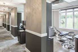 A Dec 500 Dental Chair In Neutral Dental Operatory Dental Office Interiors Dental O Dental Office Design Interiors Dental Office Design Dental Office Decor