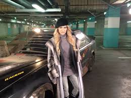 Noi simtim la fel (feat. Lidia Buble Noi Simtim La Fel Live Video Http Www Romusicnews Com Lidia Buble Noi Simtim La Fel Live Video Winter Jackets Fur Coat Coat