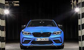 bmwがニューモデル m2 cs の情報を公開 世界限定2 200台 出力は450馬力 6速mt カーボンファイバー多用にて軽量化したハードコアモデル カーボンファイバー ランボルギーニ ウルス ザガート
