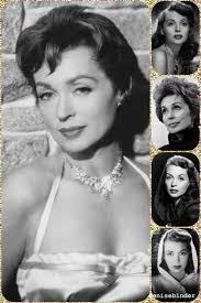 Lillian Holley's Instagram, Twitter & Facebook