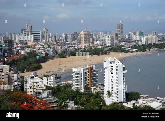 Mumbai bird's eye view hi-res stock photography and images - Alamy