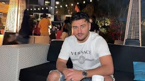 Ardian bujupi‏ @officialardianb 9 авг. Dsds Teilnahme 2011 Ardian Bujupi Erinnert Sich Kaum Noch Promiflash De