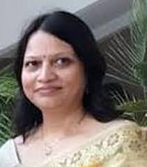 Nora Solomon's Instagram, Twitter & Facebook