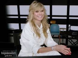 Staffel von germany's next topmodel gleich 5. Gntm 2021 Prosieben Alle Halbfinalistinnen Enttarnt Dieses Video Soll Sie Verraten Tv