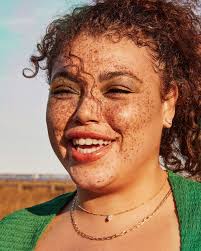 Framed Gold Tess Satellite Short Pendant Necklace in Iridescent Drusy