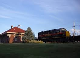 Wilton, IA : Iowa Interstate Railroad passing by Depot 2007 photo, picture,  image (Iowa) at city-data.com